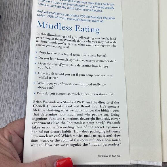 Mindless Eating: Why We Eat More Than We Think by Brian Wansink - Picture 2 of 6